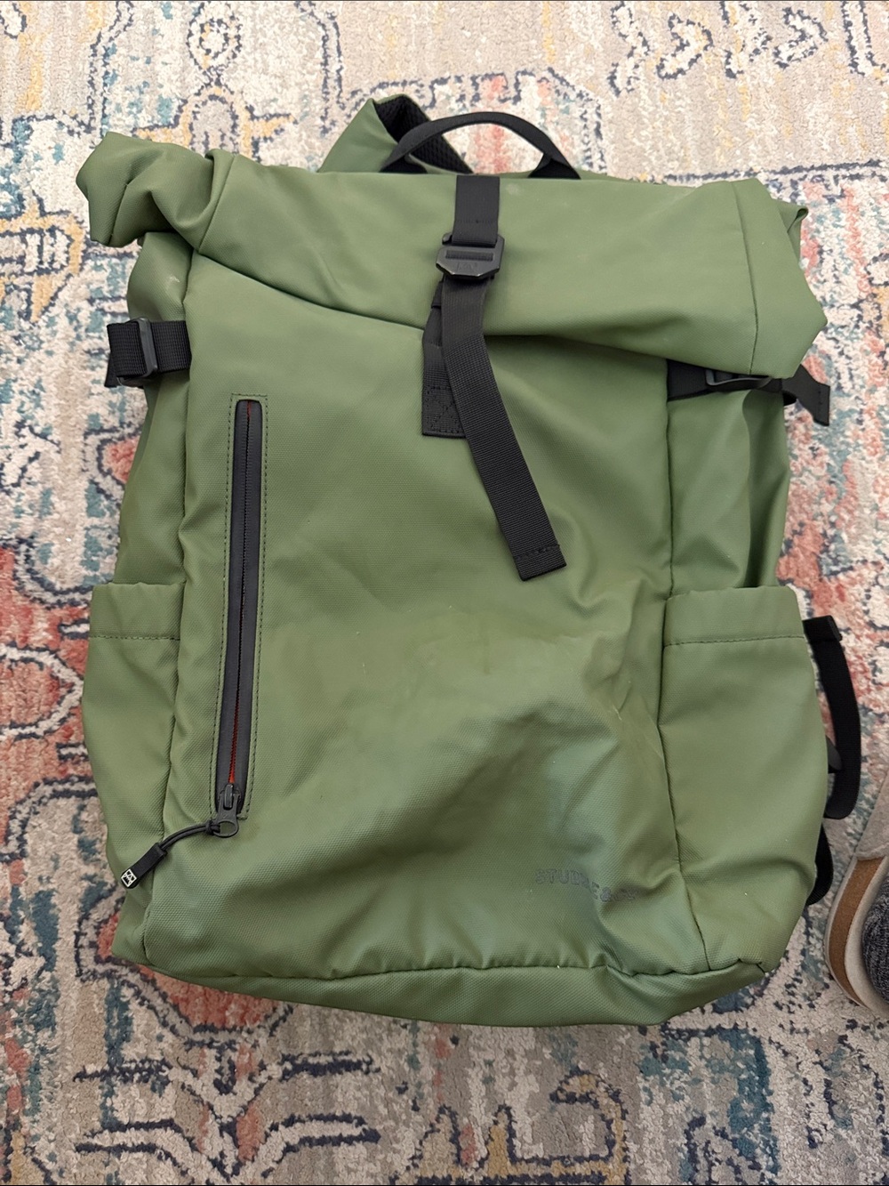 20L Olive Green Roll-Top Backpack with Front Zip Pocket